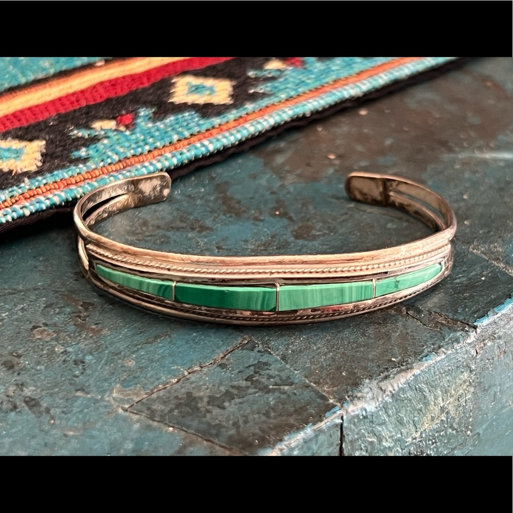 Vintage Native American Sterling Silver Malachite Cuff Bracelet